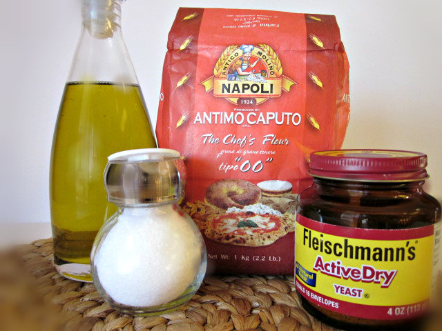 How to make your own pizza dough How to make your own pizza dough