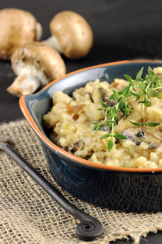 Creamy Mushroom, Onion and Bacon Risotto | http://homemaderecipes.com/course/pastas-bread/14-risotto-recipes/