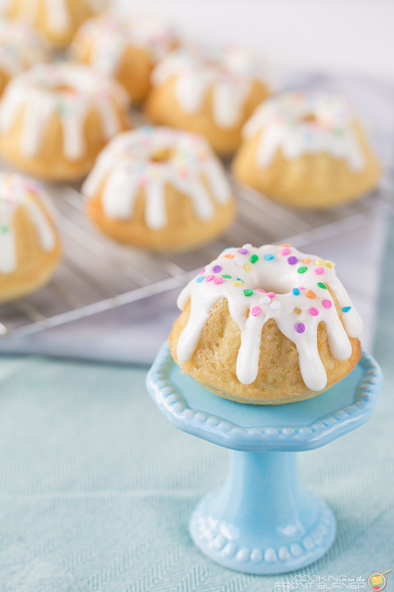 Old Fashioned Mini Bundt Cakes