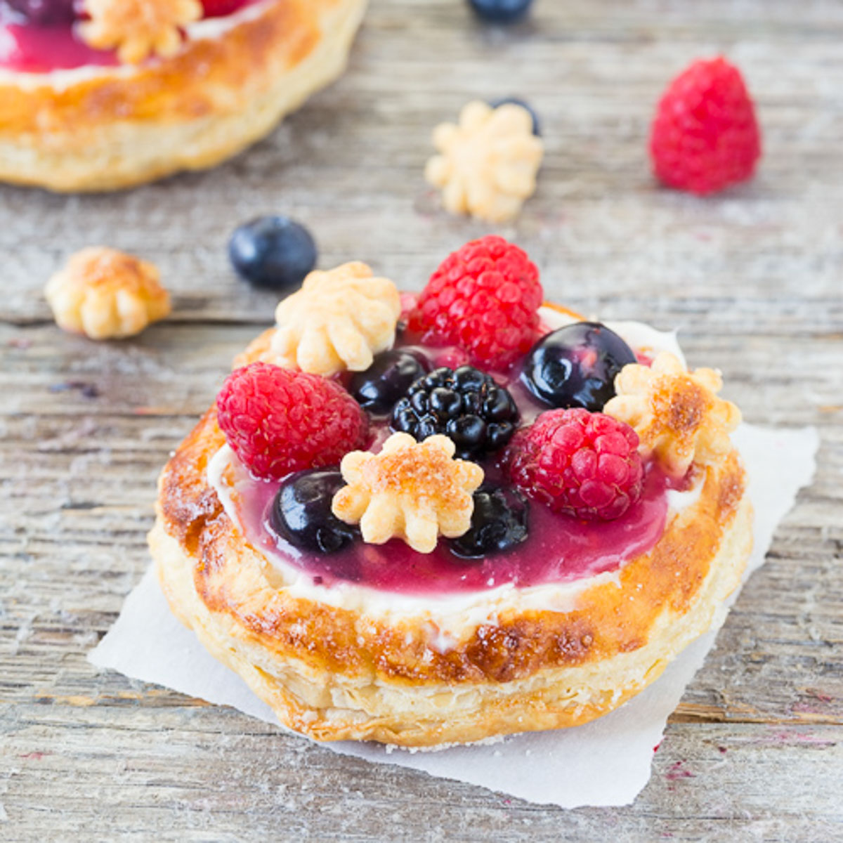 Mini Fruit Pizza