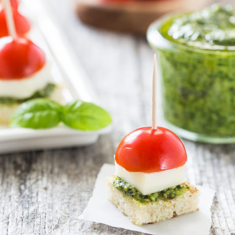 Caprese With Pesto Bites