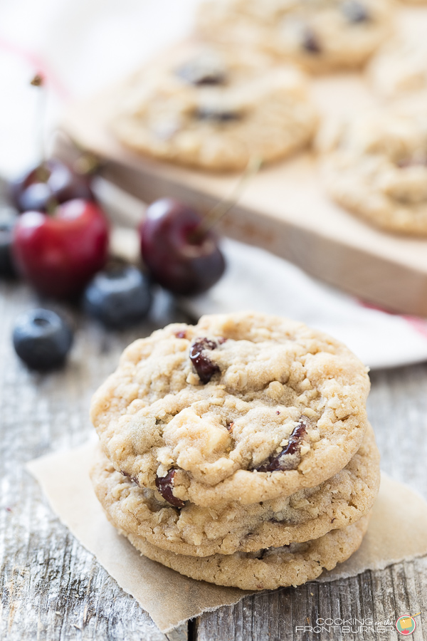 A chewy oatmeal cookie recipe with cherries, blueberries and white chocolate - a bit patriotic and a lot on flavor! Fruity Oatmeal Cookies | Cookie on the Front Burner