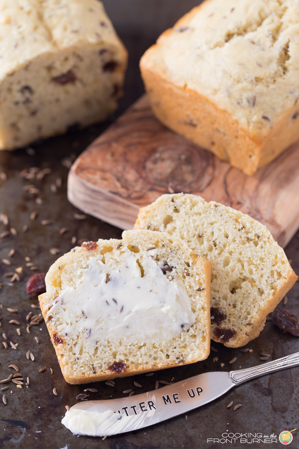 The easiest and best tasting Irish Soda Bread that you must have in your recipe box! Irish Soda Bread | Cooking on the Front Burner