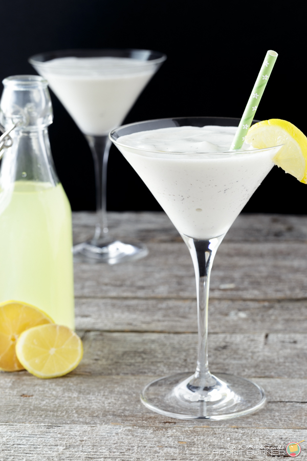 This creamy limoncello martini recipe is a cool and refreshing drink to remind you of summer! Perfect for an after dinner drink! Creamy Limoncello Martini | Cooking on the Front Burner