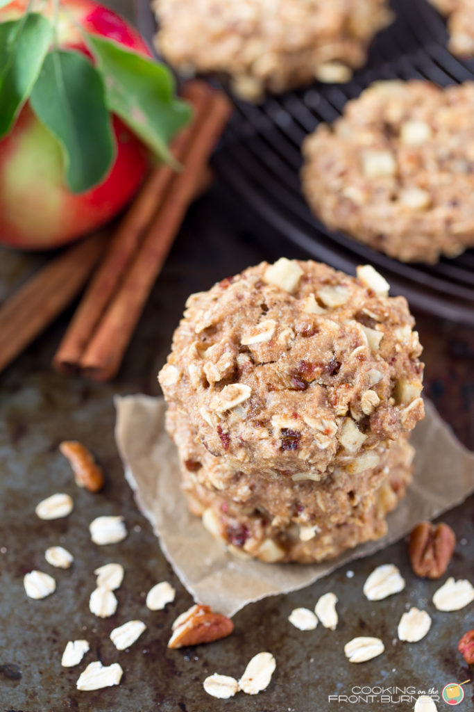 Apple pecan oatmeal breakfast cookies are a sweet but healthy breakfast treat. Easy to make, they're perfect for a grab 'n go snack!