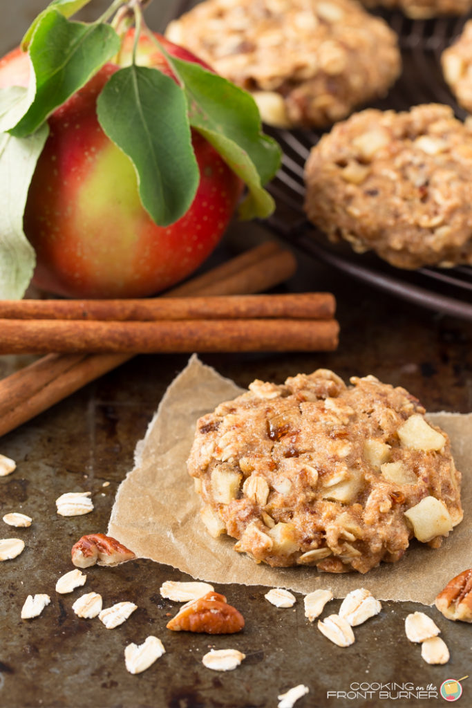 Apple pecan oatmeal breakfast cookies are a sweet but healthy breakfast treat. Easy to make, they're perfect for a grab 'n go snack!