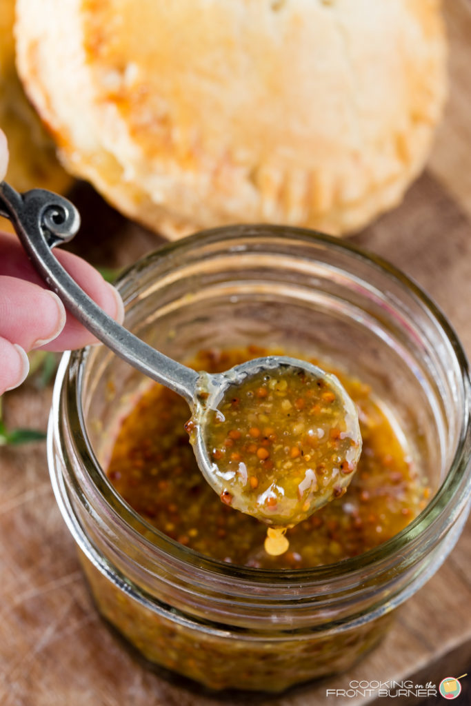 Tangy fig-mustard spread