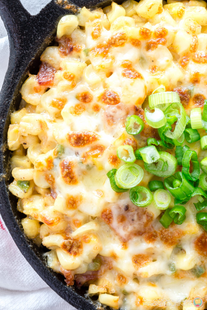 How does an easy side dish with bacon, corn and cheese sound? You'll love this ba'corn cheese skillet recipe!
