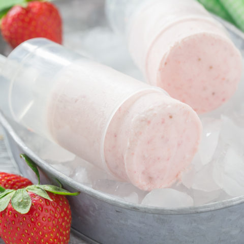 Bourbon Strawberry Push Up Pops