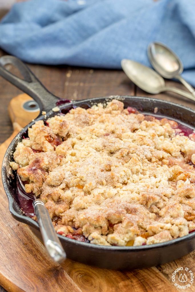 cobbler in a skillet