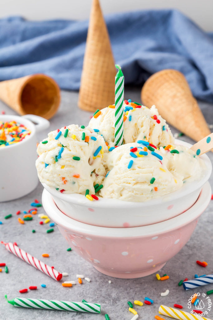 sprinkle ice cream in a bowl