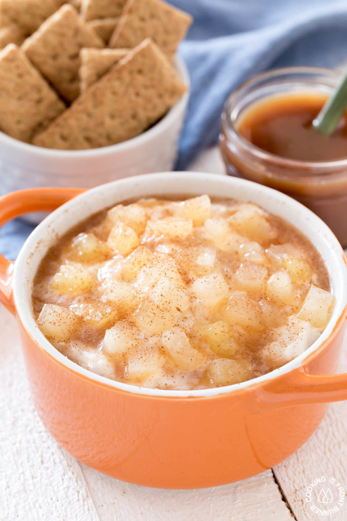 apple pie caramel dip in a bowl