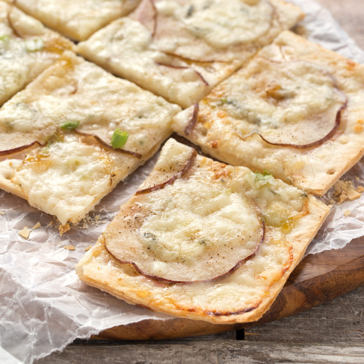 Pear Gorgonzola Flatbread