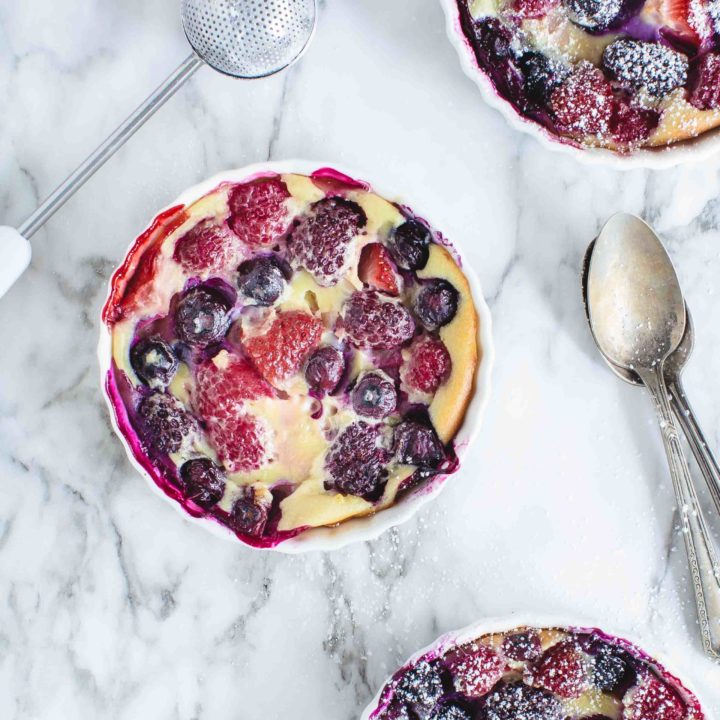 Mixed Berry Pudding Cake