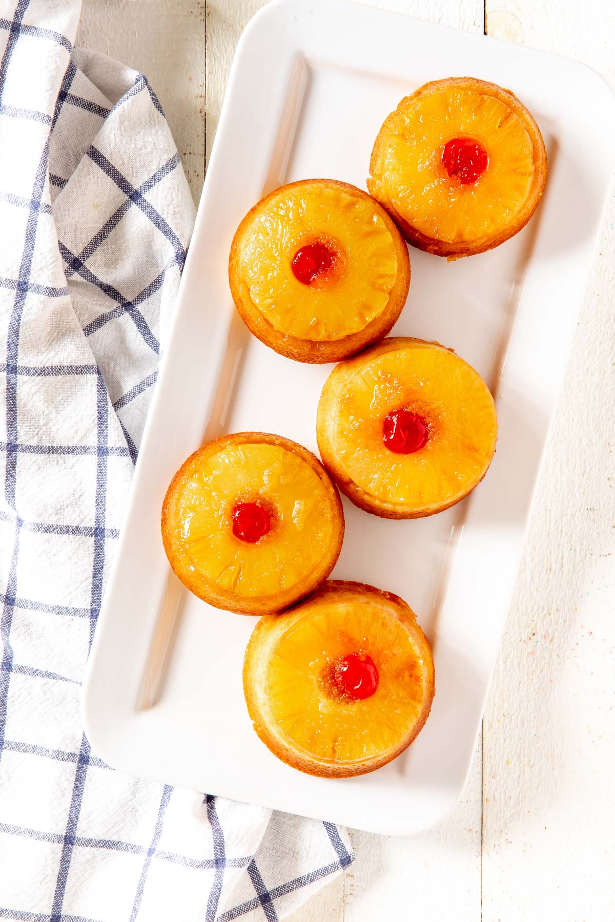 Pineapple Upside-Down Cake - How to Make Pineapple Upside-Down Cake